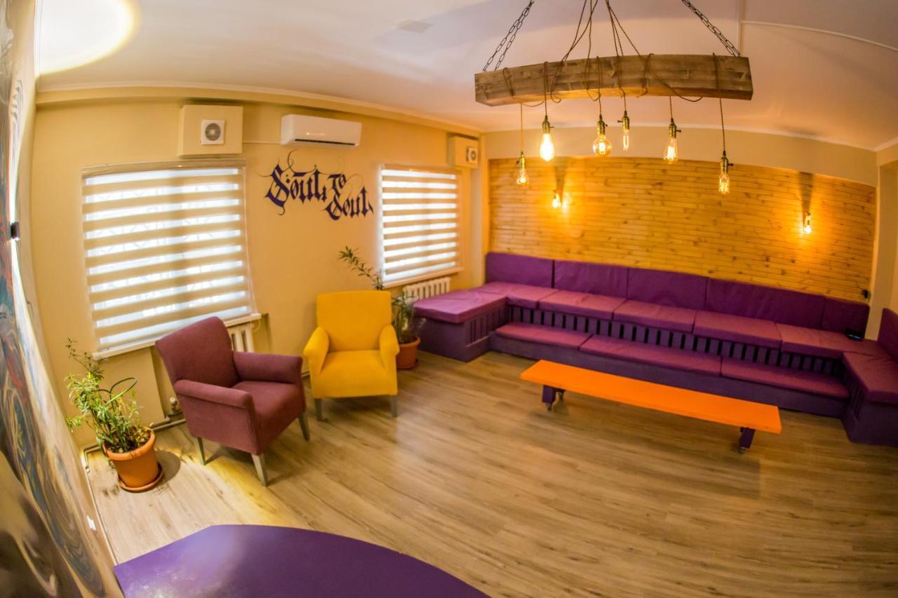 West Point Soul Hostel Almaty Exterior foto
